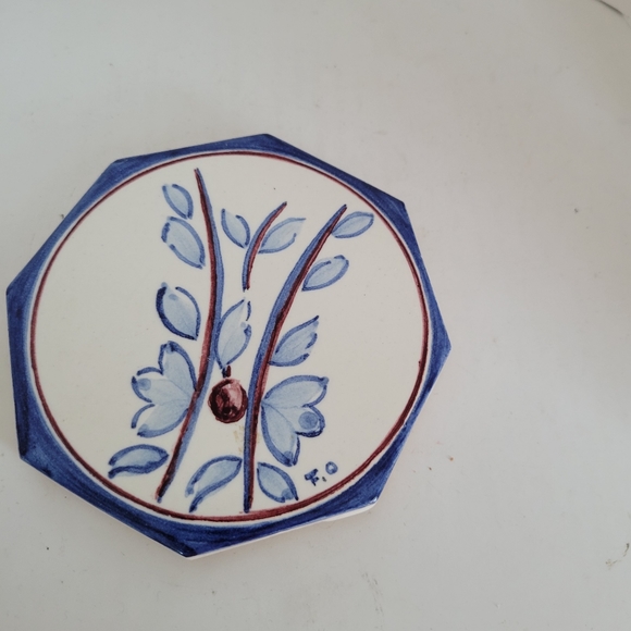 Portuguese Octagon Hand Painted Tile Trivet - Picture 2 of 2
